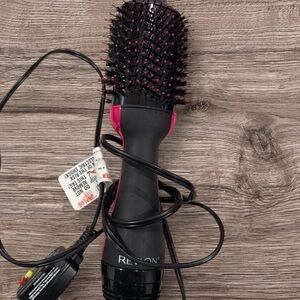 Revlon one step volumizer